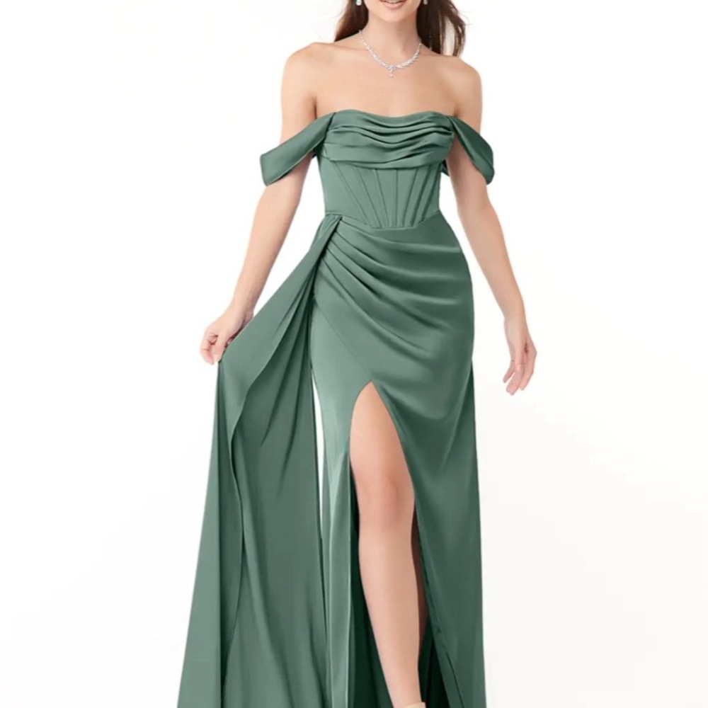 Formal Dress - Azazie  Kendall + Kylie (Includes Matching Men’s Tie)